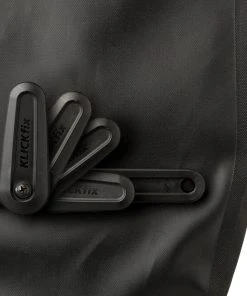 Grosses soldes ✔️ AGU Shelter Clean Sacoche simple M, rouge ✔️ 8 Grosses soldes ✔️ AGU Shelter Clean Sacoche simple M, rouge ✔️ -Accessoires Vélo Soldes agu shelter clean single pannier bag m black 3