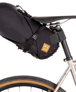 Sortie ✔️ Restrap Small Sacoche de selle Avec sac étanche de 8l, noir ✨ -Accessoires Vélo Soldes restrap small saddle bag with dry bag 8l black 6 1